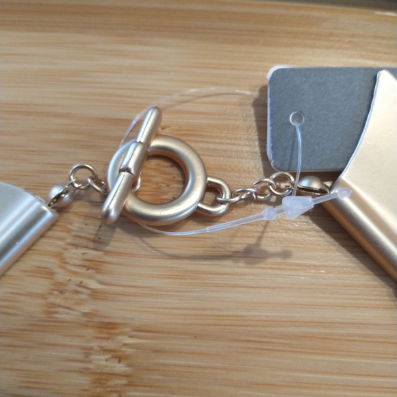 Parfois Matt Golden Necklace, earrings New With Tags. Jewelry Accessories - Picture 5 of 14